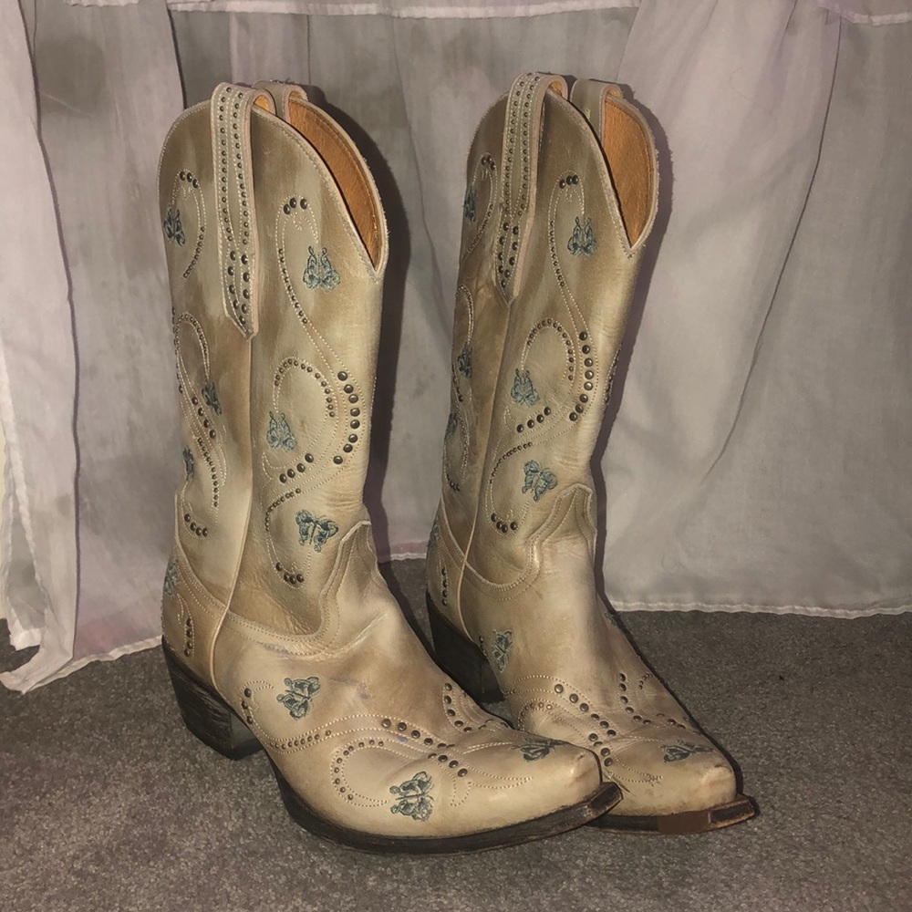 8.5 women’s cowgirl boots